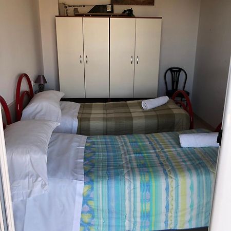 Attico Tacito Apartamento Ventimiglia Exterior foto