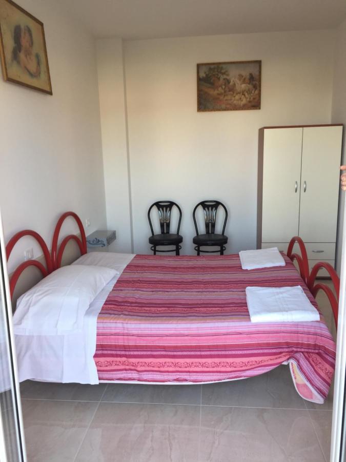 Attico Tacito Apartamento Ventimiglia Exterior foto