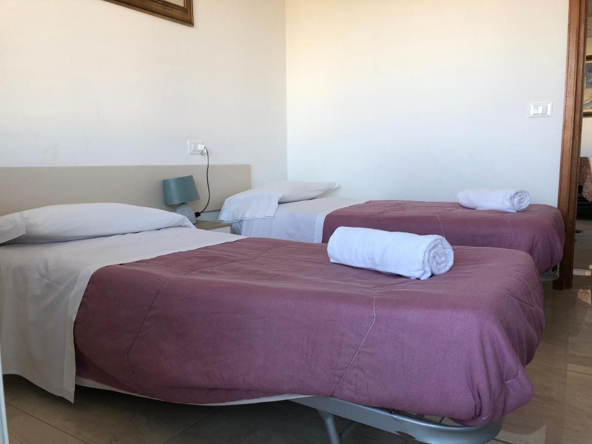 Attico Tacito Apartamento Ventimiglia Exterior foto