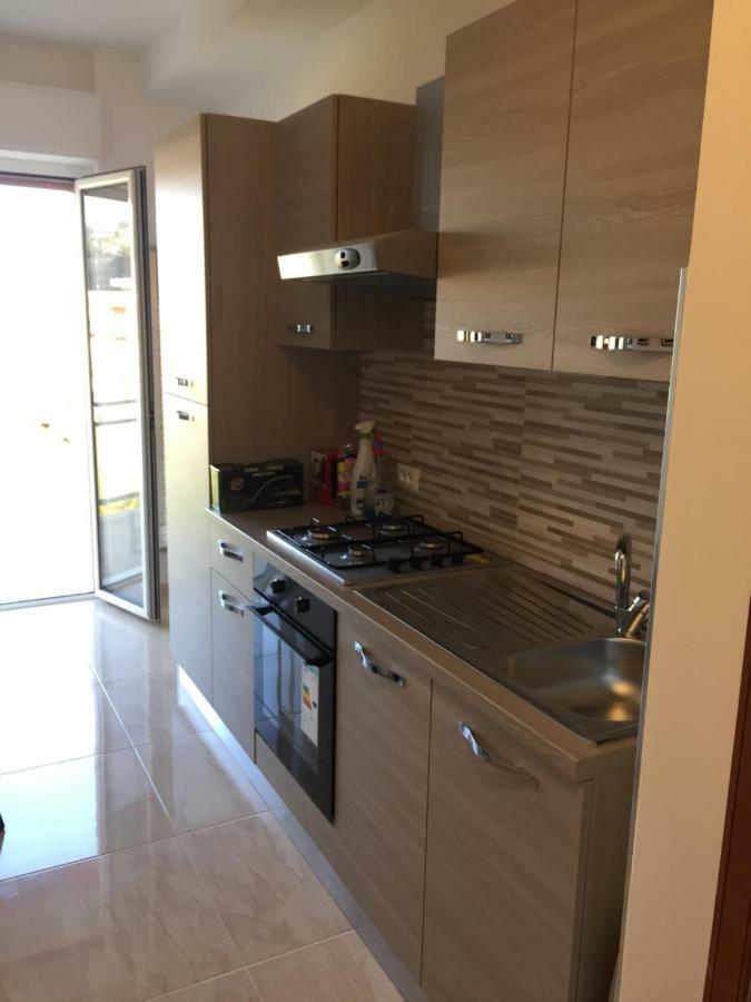 Attico Tacito Apartamento Ventimiglia Exterior foto